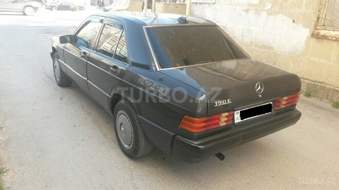 Mercedes 190 1992, 195,000 km - 2.0 l - Bakı