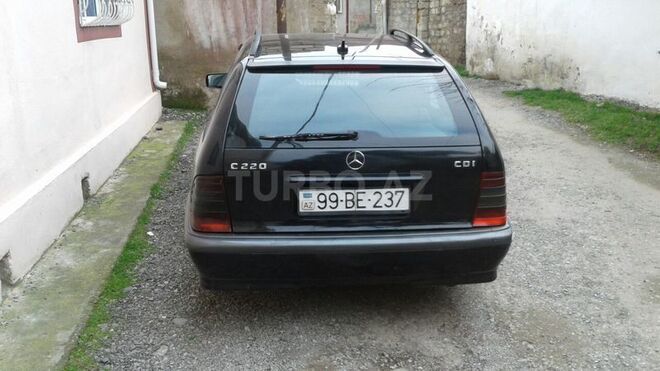Mercedes C 220 1999, 253,000 km - 2.2 l - Bakı