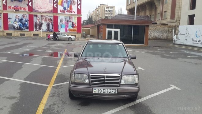 Mercedes E 250 1994, 315,692 km - 2.5 л - Bakı