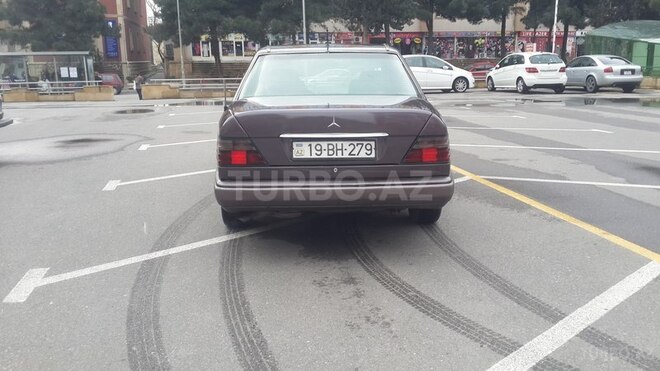 Mercedes E 250 1994, 315,692 km - 2.5 л - Bakı