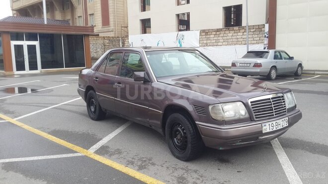 Mercedes E 250 1994, 315,692 km - 2.5 л - Bakı
