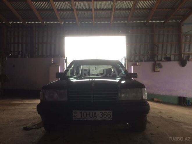 Mercedes 190 1990, 29,586 km - 2.0 l - Göytəpə
