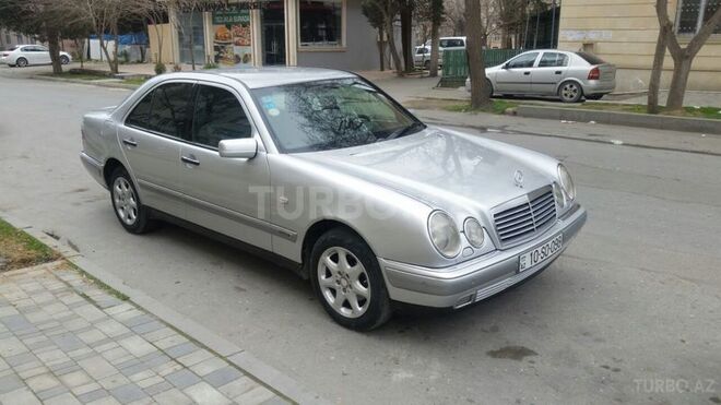Mercedes E 230 1997, 265,411 km - 2.3 l - Bakı