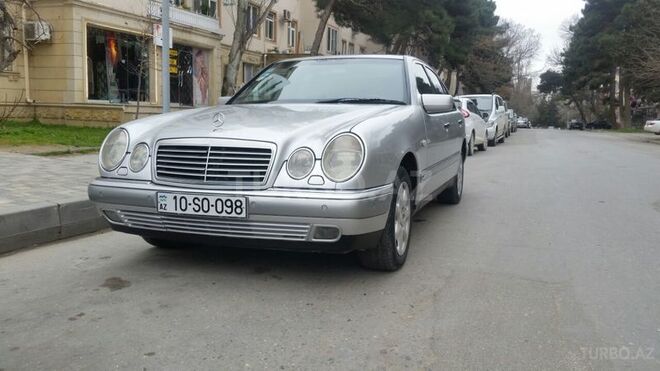 Mercedes E 230 1997, 265,411 km - 2.3 l - Bakı