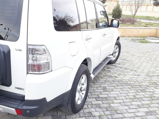 Mitsubishi Pajero 2007, 190,000 km - 3.0 l - Bakı