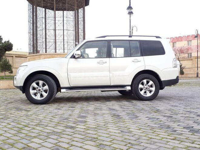Mitsubishi Pajero 2007, 190,000 km - 3.0 l - Bakı