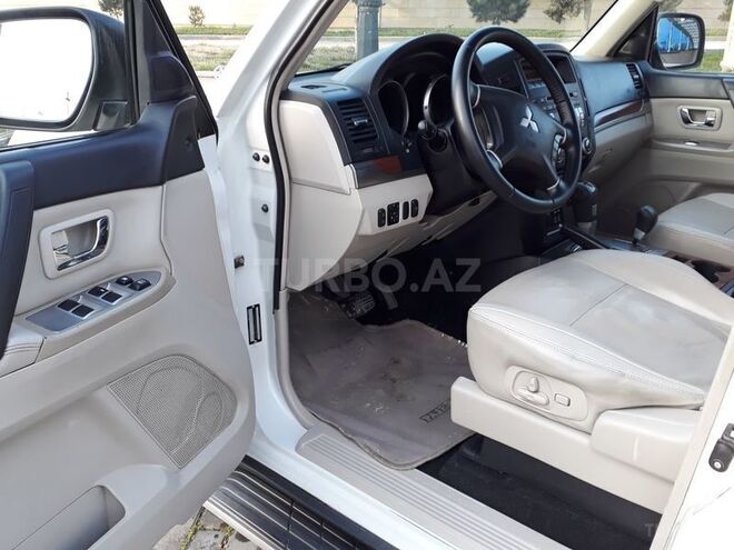 Mitsubishi Pajero 2007, 190,000 km - 3.0 l - Bakı