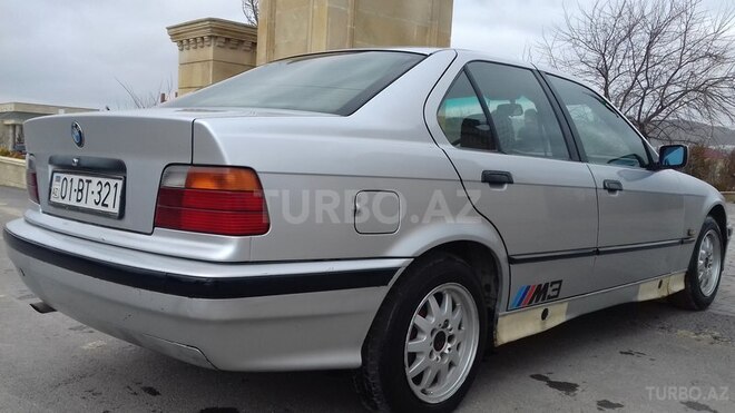 BMW 318 1993, 300,000 km - 1.8 l - Bakı