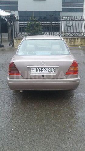 Mercedes C 200 1993, 123,655 km - 2.0 l - Masallı
