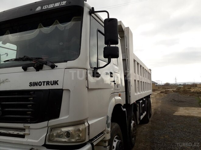 HOWO 3241V 2013, 1,666 km - 0.4 l - Balakən
