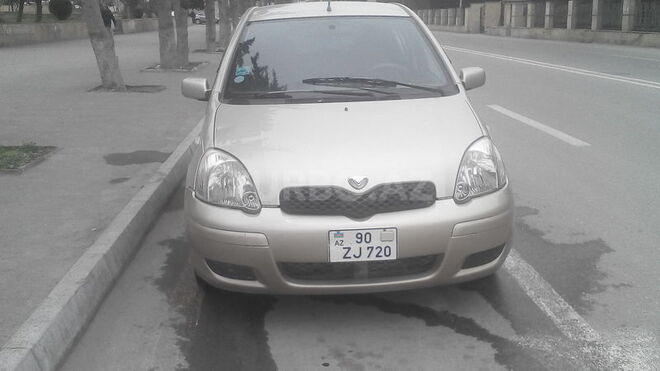 Toyota Vitz 2002, 162,540 km - 1.3 l - Bakı