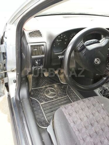 Opel Astra 2001, 450,000 km - 1.7 l - Masallı