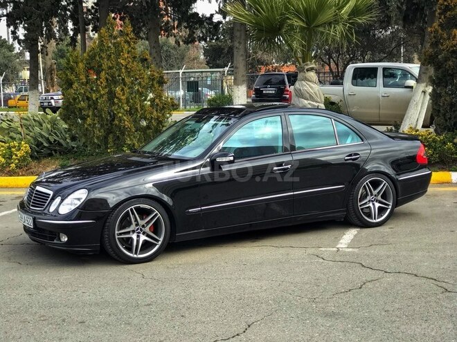 Mercedes E 320 2004, 232,000 km - 3.2 l - Bakı