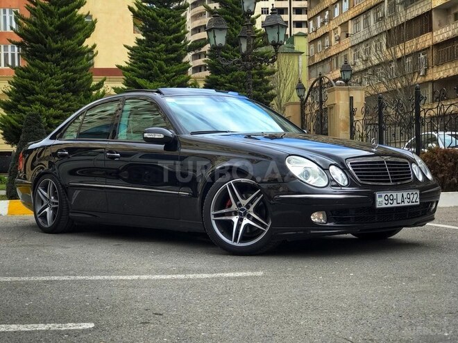 Mercedes E 320 2004, 232,000 km - 3.2 l - Bakı