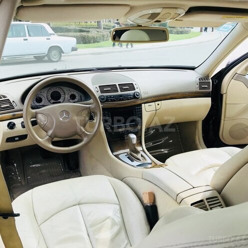 Mercedes E 320 2004, 232,000 km - 3.2 l - Bakı