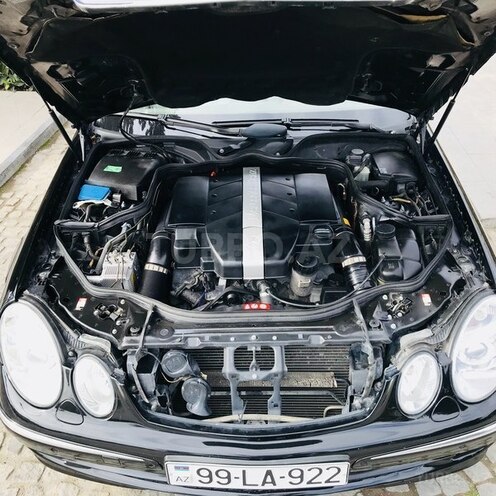 Mercedes E 320 2004, 232,000 km - 3.2 l - Bakı