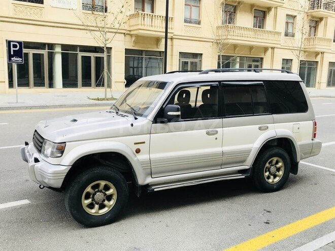 Mitsubishi Pajero 1995, 388,009 km - 2.8 l - Bakı