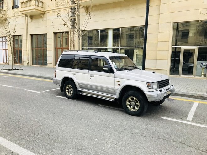 Mitsubishi Pajero 1995, 388,009 km - 2.8 l - Bakı