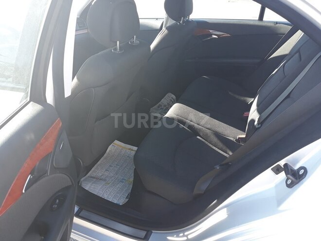 Mercedes E 220 2007, 172,000 km - 2.2 l - Bakı