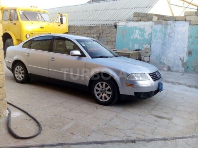 Volkswagen  2001, 256,147 km - 1.8 l - Bakı