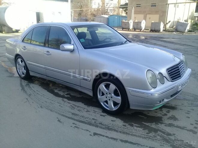Mercedes E 320 2000, 345,678 km - 3.2 l - Bakı