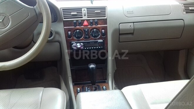 Mercedes C 230 2000, 176,000 km - 2.3 l - Bakı