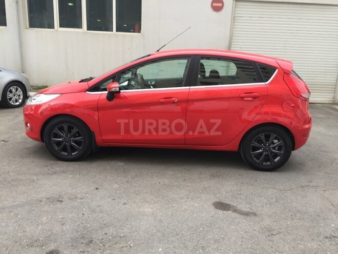 Ford Fiesta 2011, 63,000 km - 1.4 l - Bakı