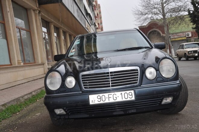Mercedes E 240 1998, 365,719 km - 2.4 l - Gəncə