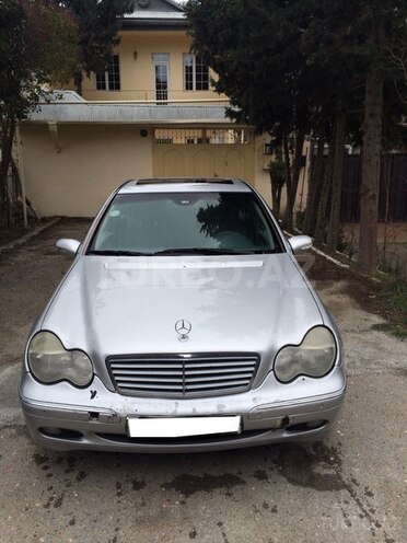 Mercedes C 240 2000, 325,000 km - 2.6 л - Bakı