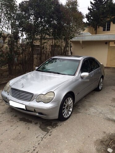 Mercedes C 240 2000, 325,000 km - 2.6 л - Bakı
