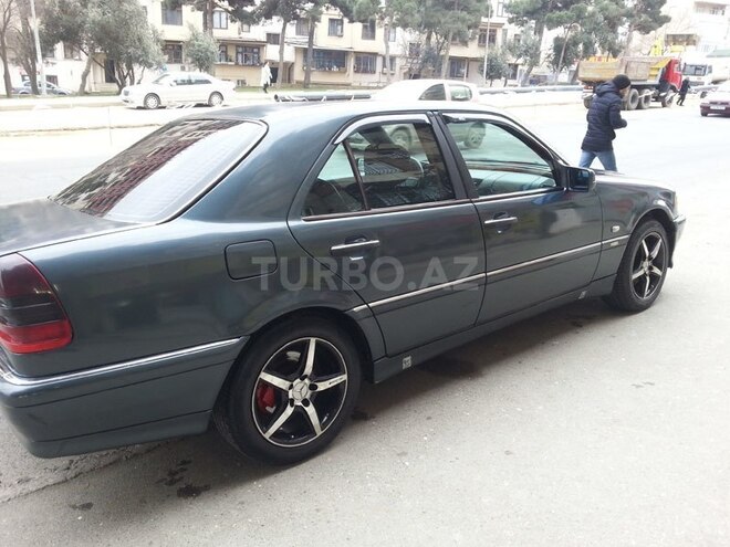 Mercedes C 240 1998, 357,000 km - 2.4 l - Bakı