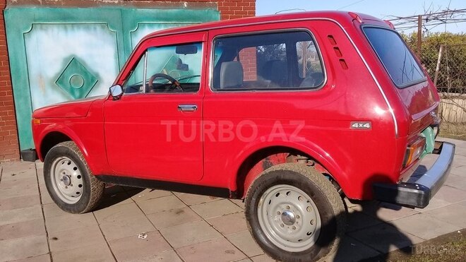LADA (VAZ) Niva 1980, 80 km - 1.6 l - Astara