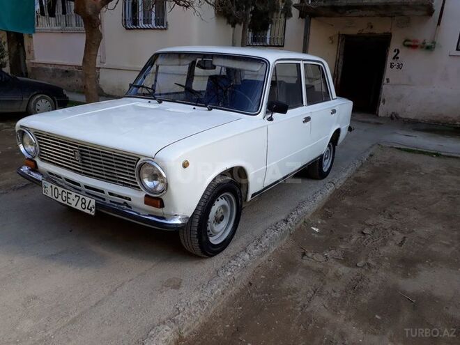 LADA (VAZ) 21011 1975, 496,000 km - 1.3 л - Bakı
