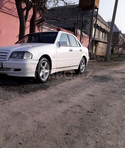 Mercedes C 240 1998, 276,000 km - 2.4 л - Şəmkir