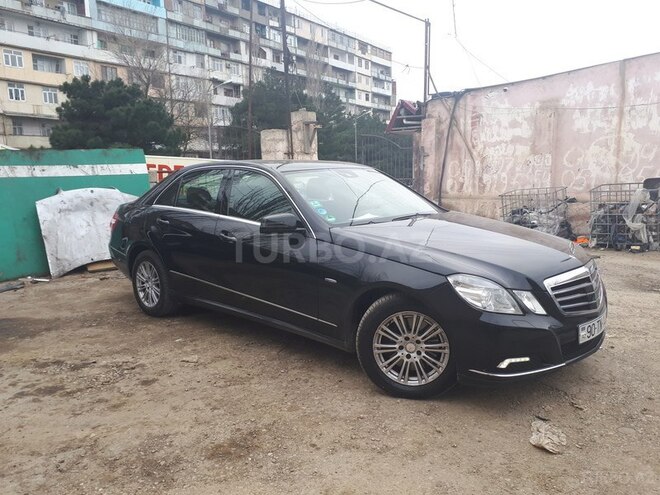 Mercedes E 250 2009, 275,000 km - 2.1 l - Bakı