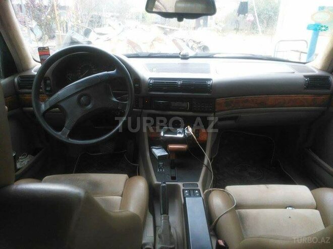 BMW 740 1993, 250,000 km - 4.0 l - Bakı