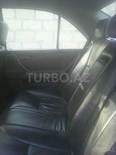 Mercedes E 270 2000, 409,815 km - 2.7 л - Bakı