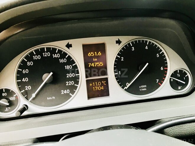 Mercedes B 180 2009, 74,755 km - 1.7 l - Bakı