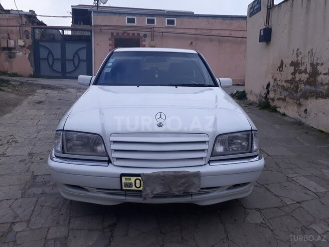 Mercedes C 180 1974, 50,000 km - 1.8 l - Bakı