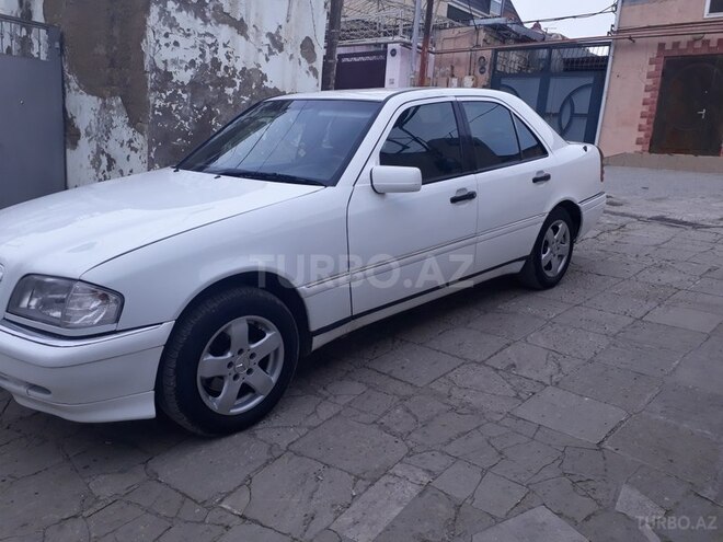 Mercedes C 180 1974, 50,000 km - 1.8 l - Bakı