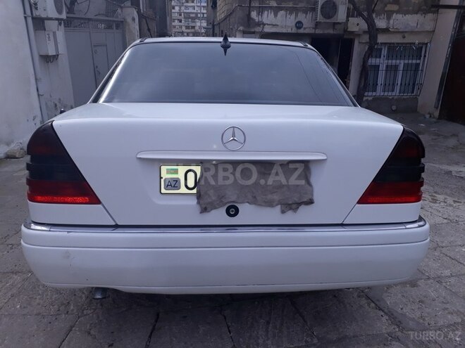 Mercedes C 180 1974, 50,000 km - 1.8 l - Bakı