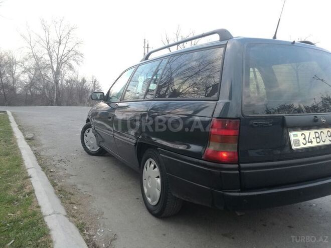 Opel Astra 1994, 340,000 km - 1.6 l - Zaqatala