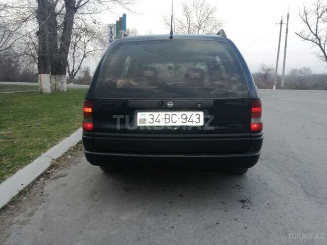 Opel Astra 1994, 340,000 km - 1.6 l - Zaqatala