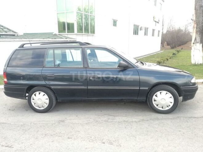 Opel Astra 1994, 340,000 km - 1.6 l - Zaqatala