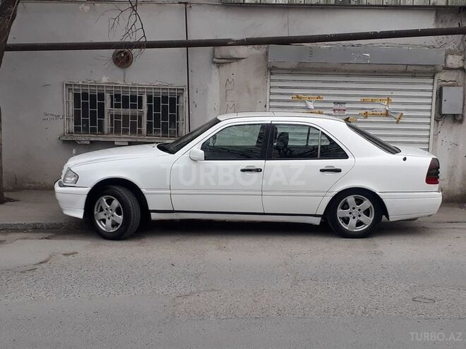 Mercedes C 180 1974, 50,000 km - 1.8 l - Bakı