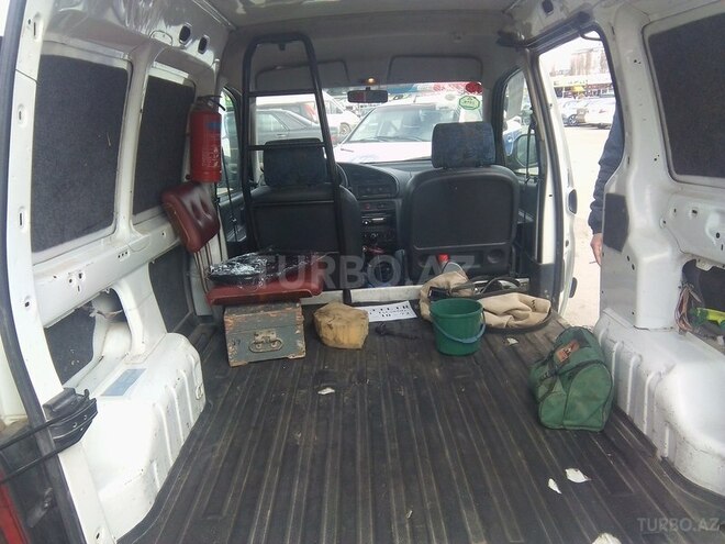 Fiat Doblo 2003, 90,000 km - 1.9 l - Bakı