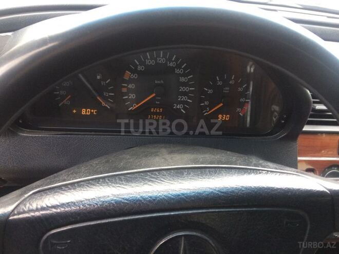 Mercedes C 200 1996, 379,201 km - 2.0 l - Bakı