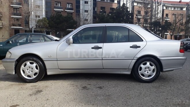 Mercedes C 200 2000, 211,500 km - 0.2 l - Bakı