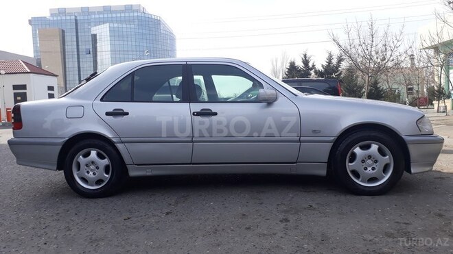 Mercedes C 200 2000, 211,500 km - 0.2 l - Bakı
