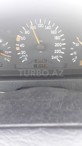 Mercedes C 200 2000, 211,500 km - 0.2 l - Bakı